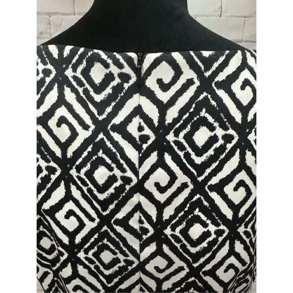 Dressbarn black and white pattern belted dress polyester size 10 - Picture 7 of 10